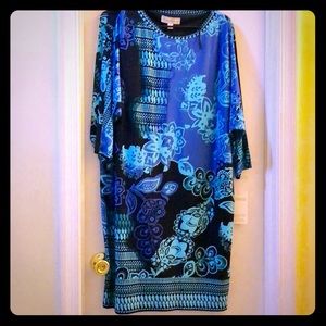 Printed shift dress NWT 3/4 sleeves, batwing style